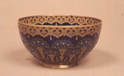 Plique-a-jour beker, Parijs, ca. 1893 door Fernand Thesmar