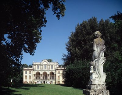 Uitzicht op Villa Mansi door Filippo or Juvara Juvarra
