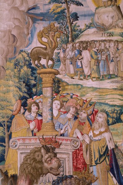 Vlaams wandtapijt. Serie De Apocalyps: Sint-Michiel verslaat de draak. Atelier Willem Dermoyen, Brussel. Ca 1553-1555. (detail) door Flemish School