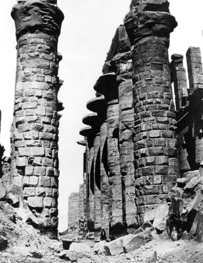 Colonnade, hypostyle hal, Egypte, 1878 door Félix Bonfils