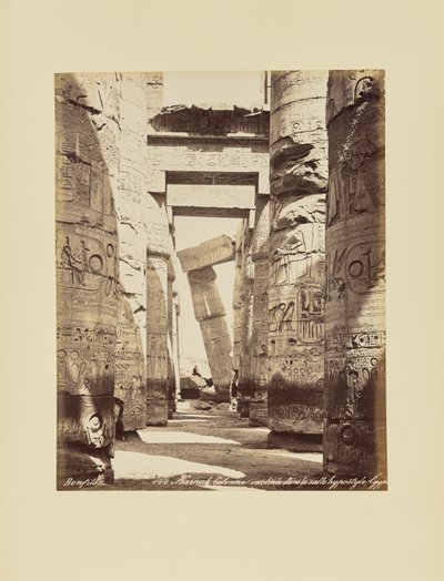Karnak. Schuine zuil in de zuilenhal, Egypte door Félix Bonfils