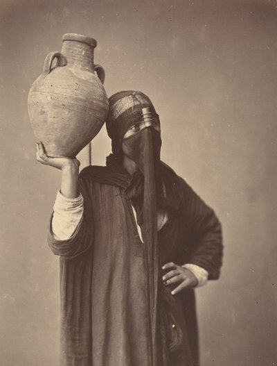 Waterdraagster in Caïro, ca. 1870 door Félix Bonfils