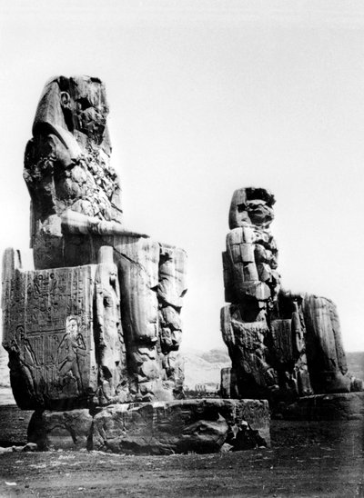 De Kolossen van Memnon, Thebe, Nubië, Egypte, 1878 door Félix Bonfils