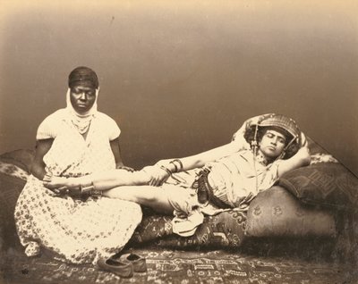 Een Moorse Vrouw met Haar Dienstmeid door Félix Jacques Moulin