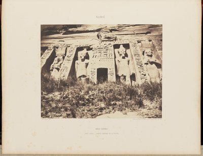 Abou-Sembil. Petit Spéos - Centraal deel van de gevel door Félix Teynard