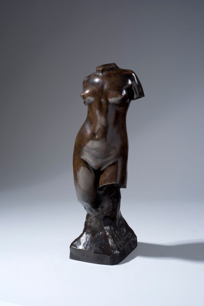 Torso door Francis Derwent Wood