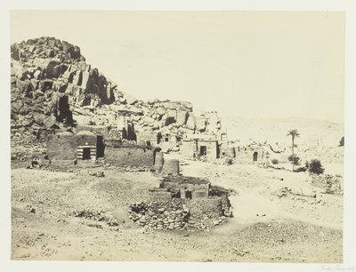 Oudheden in Biggeh, tegenover Philæ door Francis Frith