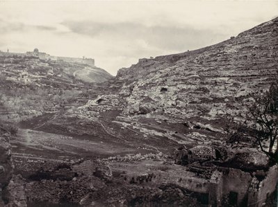Berg Moria, Jeruzalem, vanuit de bron van En Rogel door Francis Frith