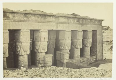Portiek van de Tempel van Dendera, 1857 door Francis Frith