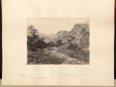 Rephidim, wildernis van Paran. Het toneel van een gevecht met de amalekieten toen Mozes op de heuvel zat met Aäron en Hur. door Francis Frith
