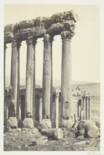 De grote pilaren en kleinere tempel, Baalbek, 1857 door Francis Frith