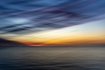Etherische zonsondergang boven de oceaan door Franco Tessarolo