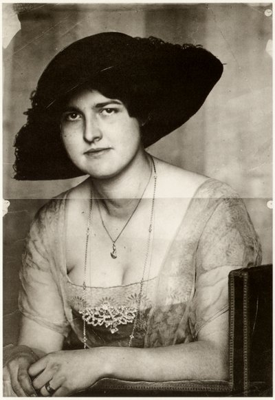 Maria met een donkere hoed door Franz Stuck Ritter von