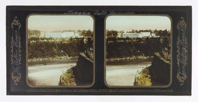 Zomer Niagara Falls, Het Clifton House vanaf het Veerhuis A.Y door Frederic and William Langenheim