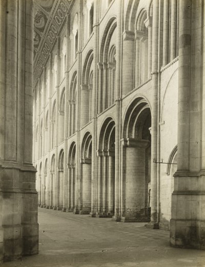 Kathedraal van Ely: Schip van onder West Tower door Frederick H. Evans