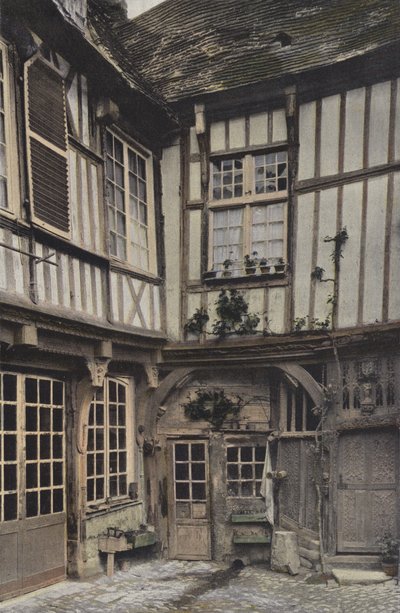 Abbeville, Huis genaamd van François Premier (binnenplaats) door French Photographer