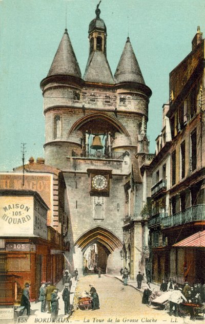 Bordeaux, Frankrijk, de toren van de grote klok door French Photographer