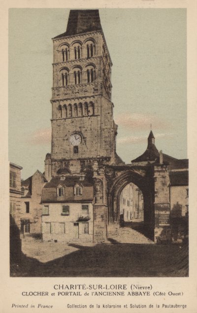 Charite Sur Loire, Klokkentoren en Portaal van De Oude Abdij door French Photographer