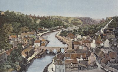 Dinan en de benedenloop van de Rance, uitzicht vanaf het viaduct van Lanvallay door French Photographer