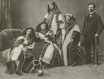 Ferdinand De Lesseps (tweede van rechts) aan het werk aan het Suezkanaal door French Photographer