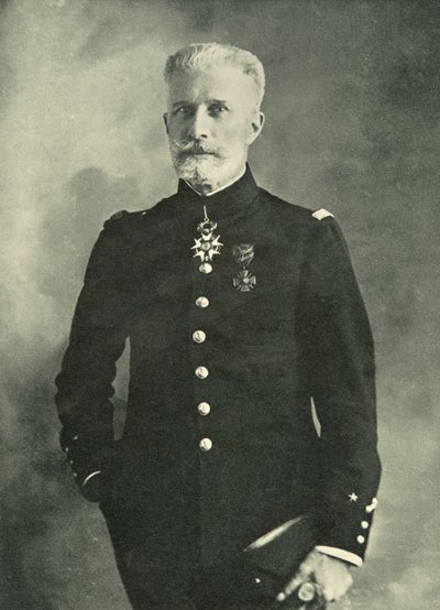 Generaal Charles Alexis Vandenberg (1858-1942) door French Photographer