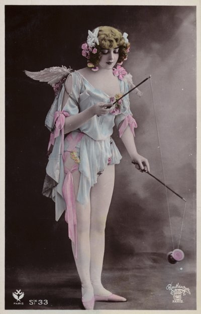 Meisje dat met diabolo speelt door French Photographer