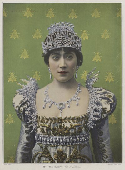 Jane Hading als Josephine in Plus que Reine door French Photographer