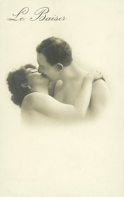 Kussend paar door French Photographer