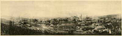 Le Creusot, panoramisch uitzicht uit het Album des Fers et Aciers van het bedrijf Schneider & Cie, 1895 door French Photographer