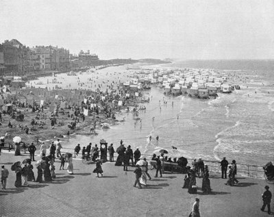 Oostende - Le Kursaal et la Plage door French Photographer