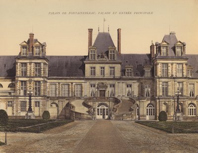 Palais de Fontainebleau, Facade en Hoofdingang door French Photographer