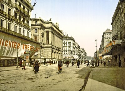 Palais de la Bourse op La Canebière in Marseille, gepubliceerd ca. 1900 door French Photographer