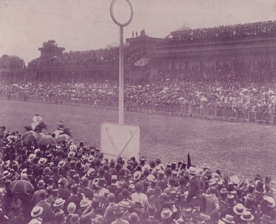 Parijs: Renndag bij Longchamps door French Photographer
