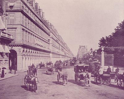 Parijs: Rue de Rivoli, kijkend naar het Oosten, vanaf Place de la Concorde door French Photographer