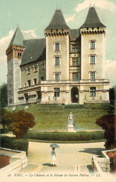 Pau, het kasteel, het standbeeld van Gaston Phoebus door French Photographer