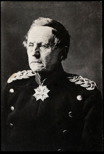 Portret van Helmuth Karl Bernhard von Moltke de Oudere (1800-1891), Duitse veldmaarschalk door French Photographer