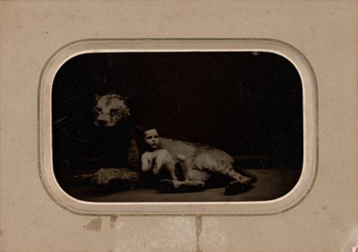 Portret van een kind,c. 1860 (foto) door French Photographer