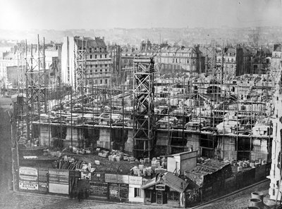 De Bouw van het Parijse Operahuis, ca. 1862-5 door French Photographer