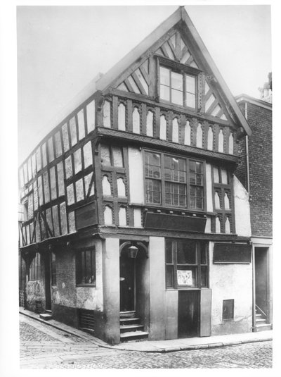 Het huis in Bournville, ca. 1900 door French Photographer