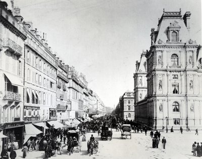 De rue de Rivoli en het nieuwe stadhuis, ca. 1882 door French Photographer