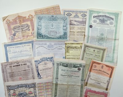 Collectie obligatiecertificaten, begin 20e eeuw door French School