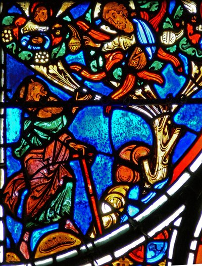 Detail (God verschijnt aan Mozes in een brandende struik) uit een raam van de gelijkenis van de Barmhartige Samaritaan door French School