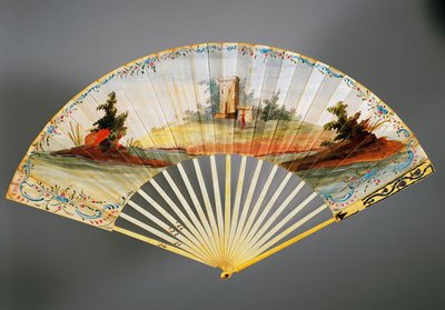 Dubbelbladige handwaaier geschilderd met pastorale scène, ivoor en zilveren ribben, ca. 1760, achterkant door French School