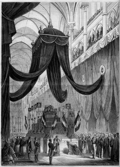 Begrafenis van Esprit Victor Elisabeth Boniface de Castellane (1788-1862), Franse maarschalk: Catafalque van de overledene tijdens de religieuze ceremonie in de kathedraal van Lyon, Rhone door French School