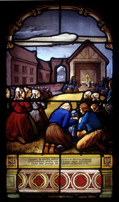 Ignace Le Garrec, vicaris priester in Kerlaz tijdens de Revolutie, viert een laatste parochiemis in een schuur in Caouët, januari 1793 - glas-in-lood van de St Germain kerk in Kerlaz door French School