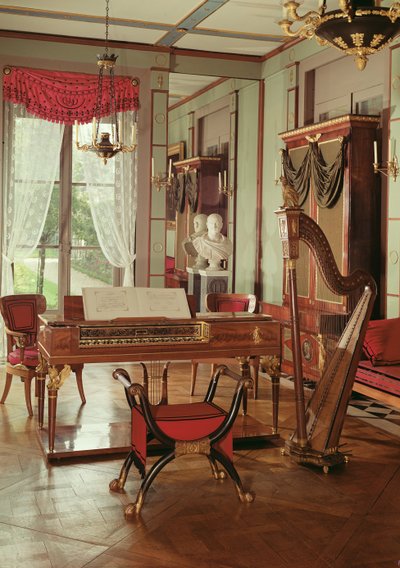 Interieur van de muziekkamer van keizerin Josephine door French School