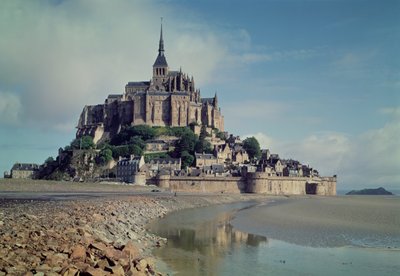 Mont Saint-Michel door French School