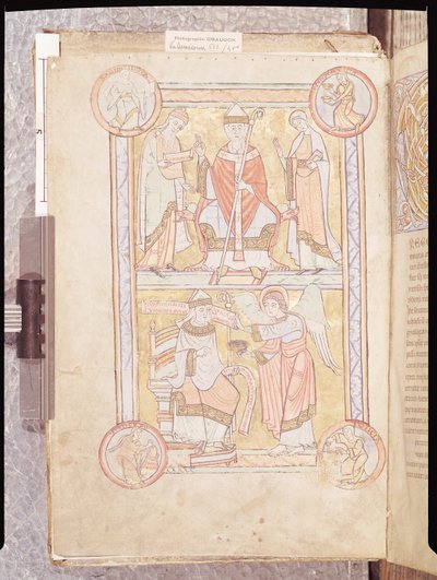 St. Gregorius de Grote (ca.540-604) tussen zijn vader Gordien en zijn moeder Silvia en een verdronken man als een engel, uit Liber Pastoralis door French School