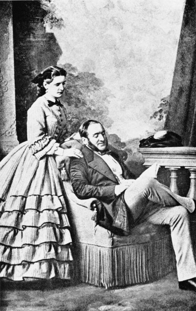 Portret van Baron Georges Eugene Haussmann (1809-91) en zijn dochter, uit Het Leven en de Tijden van Baron Haussmann, Londen, Weidenfeld & Nicholson, 19e eeuw door French School
