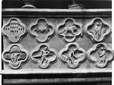 Vierpassen van de Profeet Aggee: de Tempel herbouwd, en de droge Aarde, en vierpassen met de Tekens van de Dierenriem en de Arbeid van het Jaar, van de Kathedraal van Notre-Dame in Amiens door French School